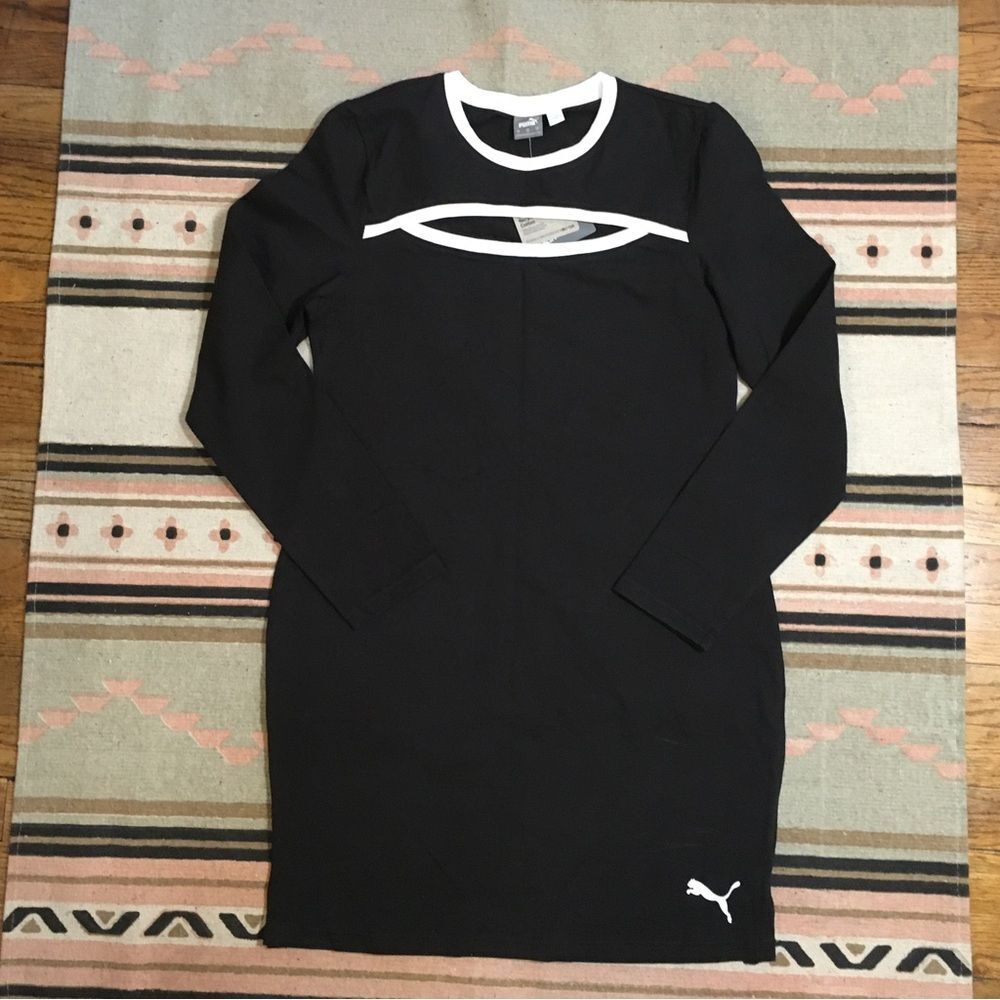 Puma Large women’s dress Black & White stretchy long sleeve front opening new